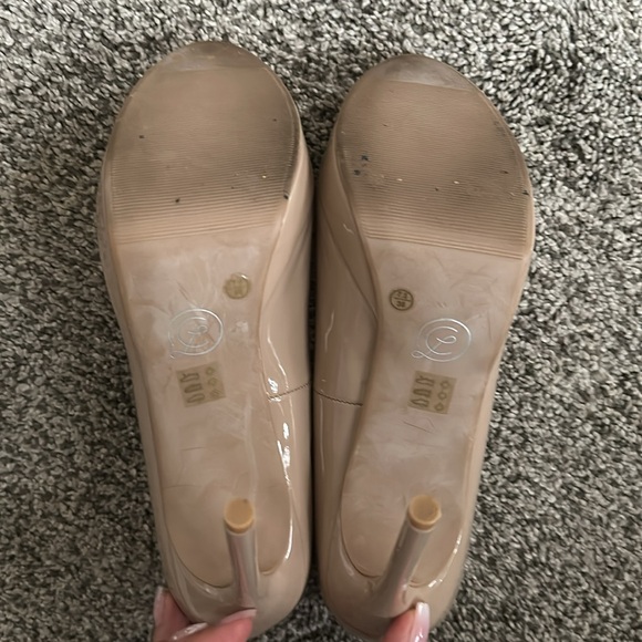 Chinese Laundry Peep Toe 4-inch Platform Shoes - Picture 4 of 6